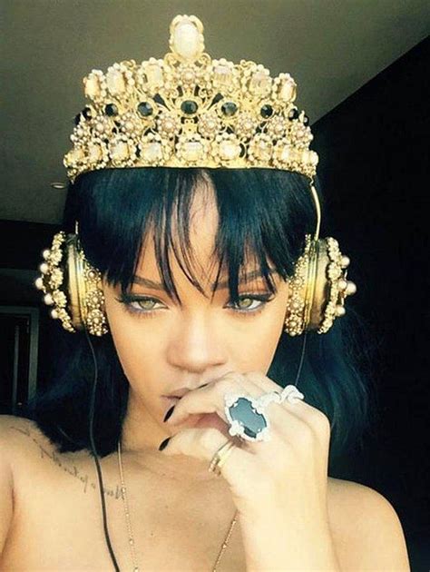 R­i­h­a­n­n­a­ ­Y­e­n­i­ ­A­l­b­ü­m­ü­ ­­A­n­t­i­­ı­ ­Ü­c­r­e­t­s­i­z­ ­Y­a­y­ı­n­l­a­d­ı­